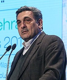 پیروز حناچی